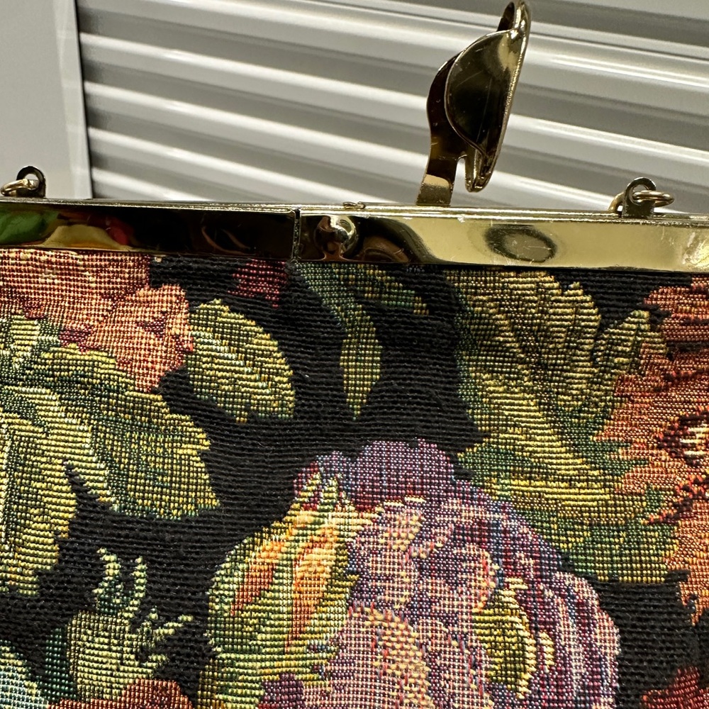 Tapestry Purse - Picture 3 of 8